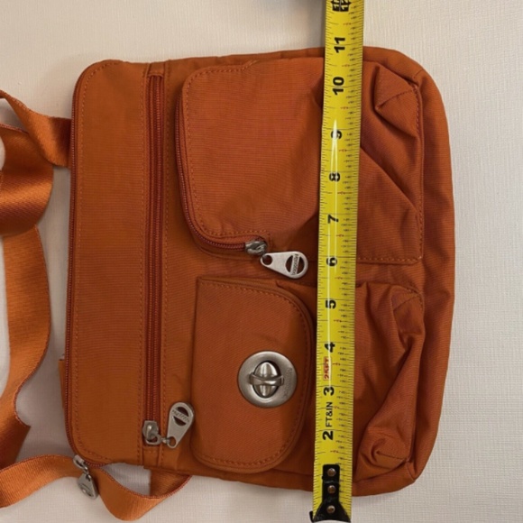 Baggallini Crossbody Purse Bag Orange Nylon Compact Lightweight Travel Bag - Picture 11 of 12